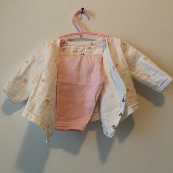 Aden+Anais Newborn Outfit - Picture 5 of 5